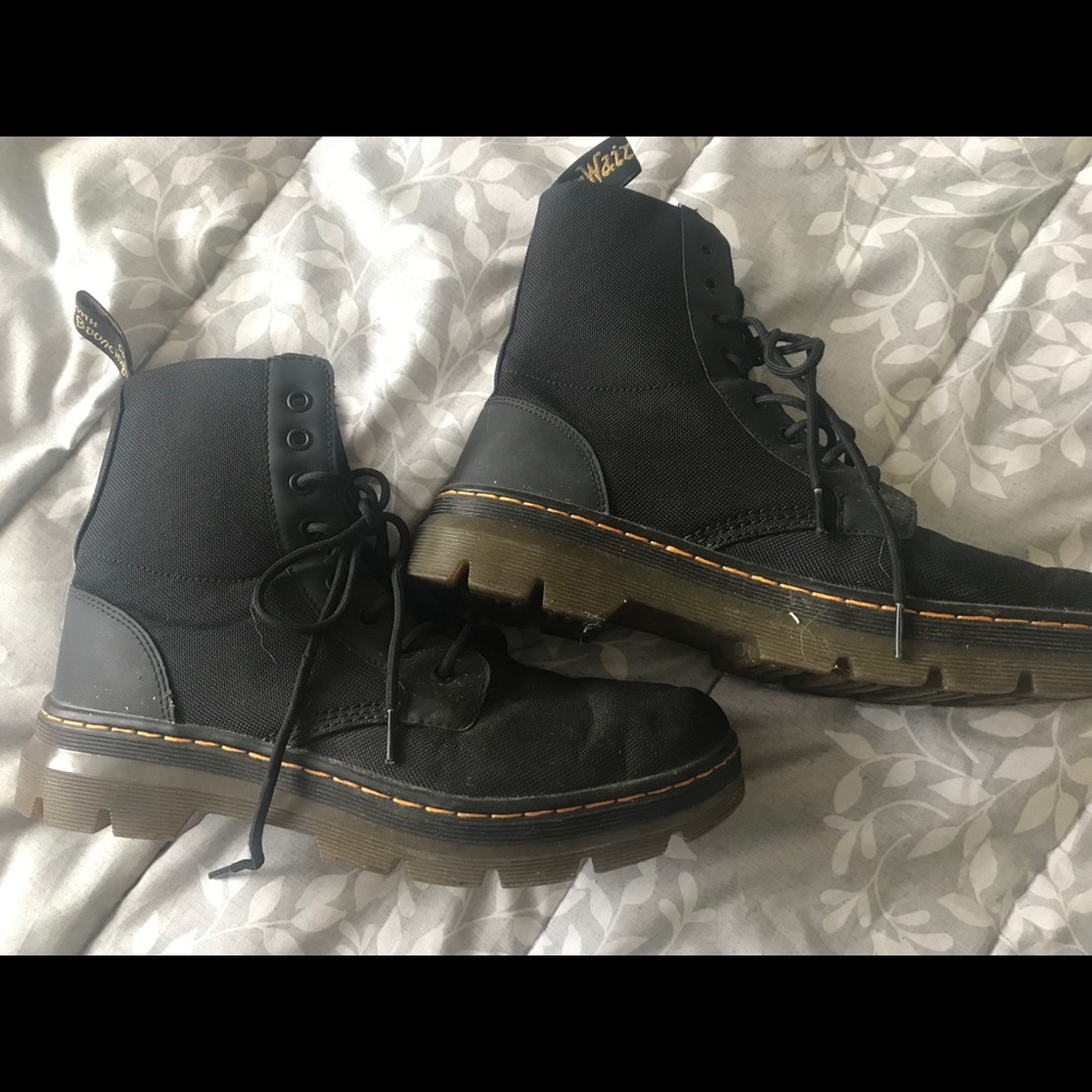 AUTHENTIC Dr Martins. MENS